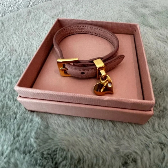 Miu Miu "Madras" Leather Cuff Pink Leather with Jewel - Picture 7 of 7